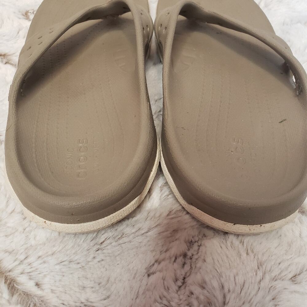 CROCS MENS ICONIC COMFORT SLIP ON MEDIUM SIZE 9 THONG SANDAL - Picture 5 of 6